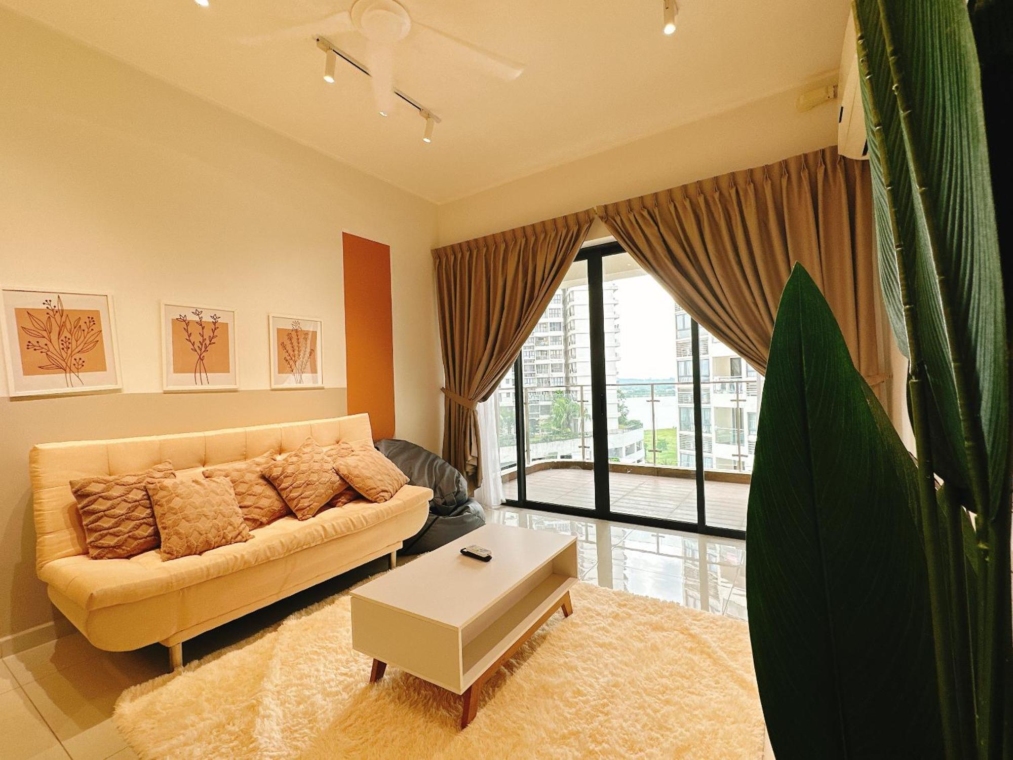 Monic Staycation #country Garden Danga Bay Apartment *