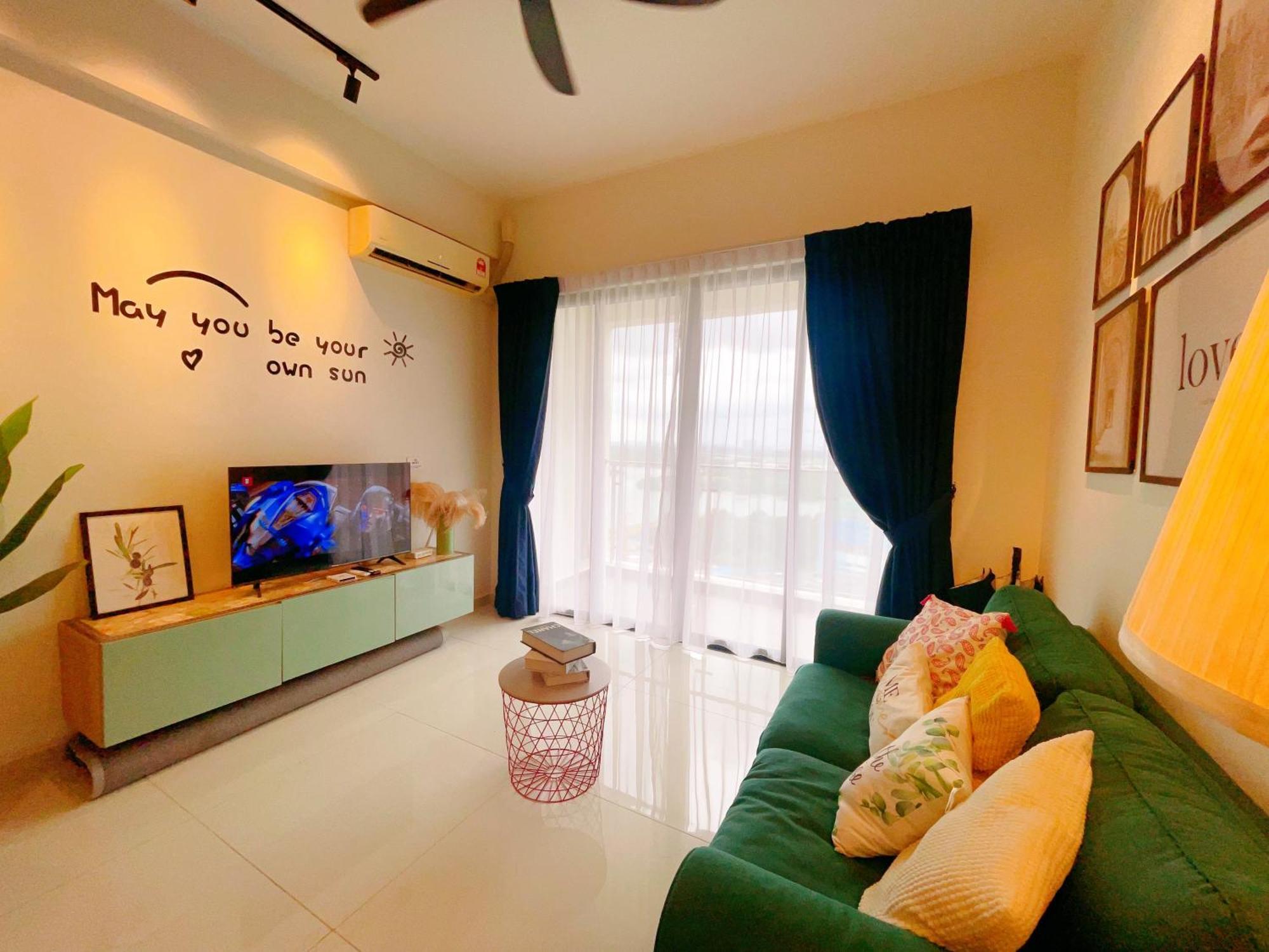 Monic Staycation #country Garden Danga Bay Johor Bahru