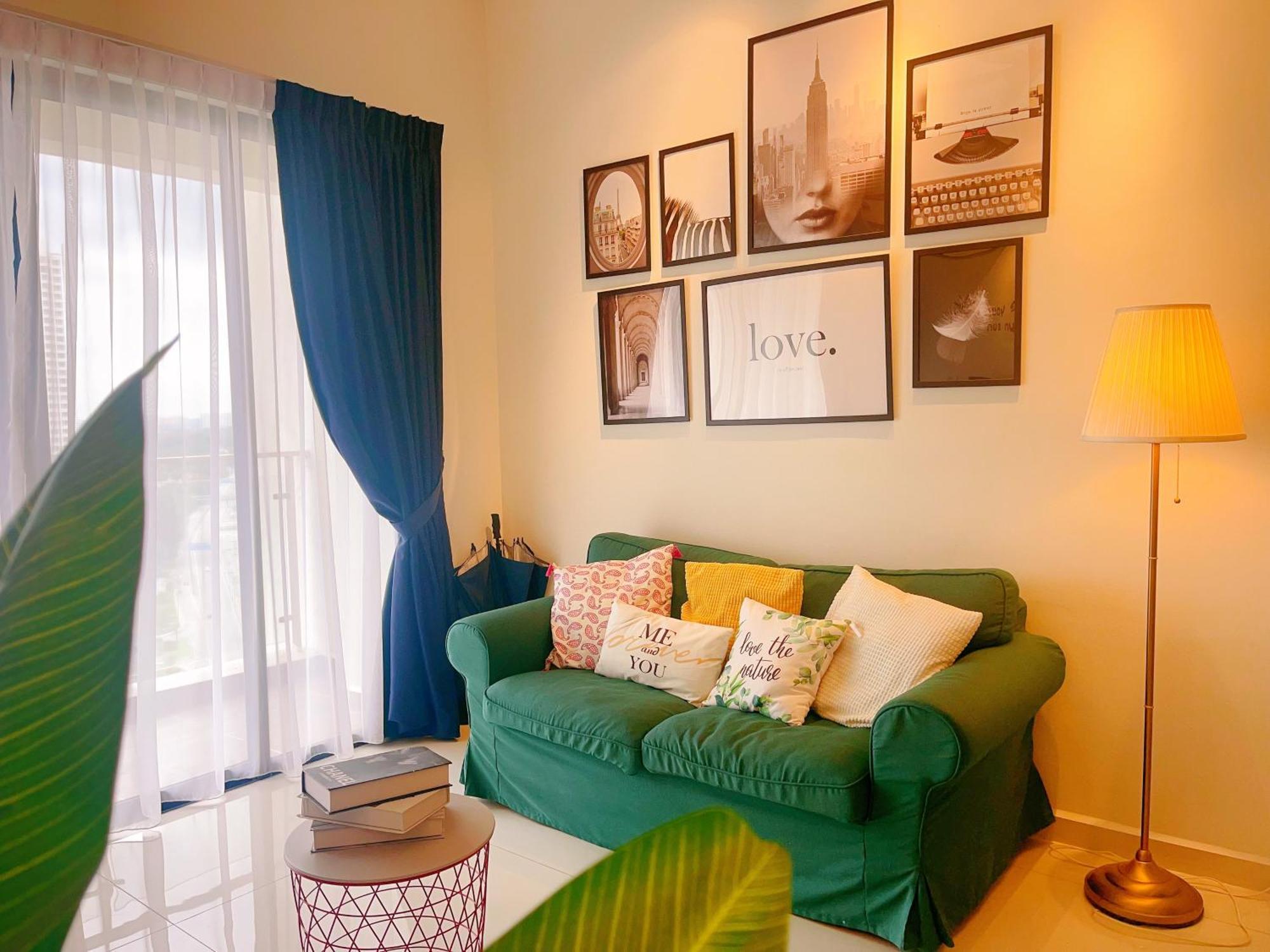 Monic Staycation #country Garden Danga Bay * Johor Bahru