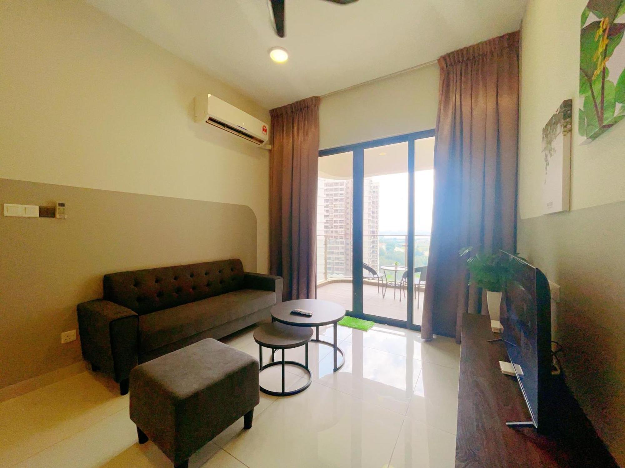 Monic Staycation #country Garden Danga Bay Apartment *