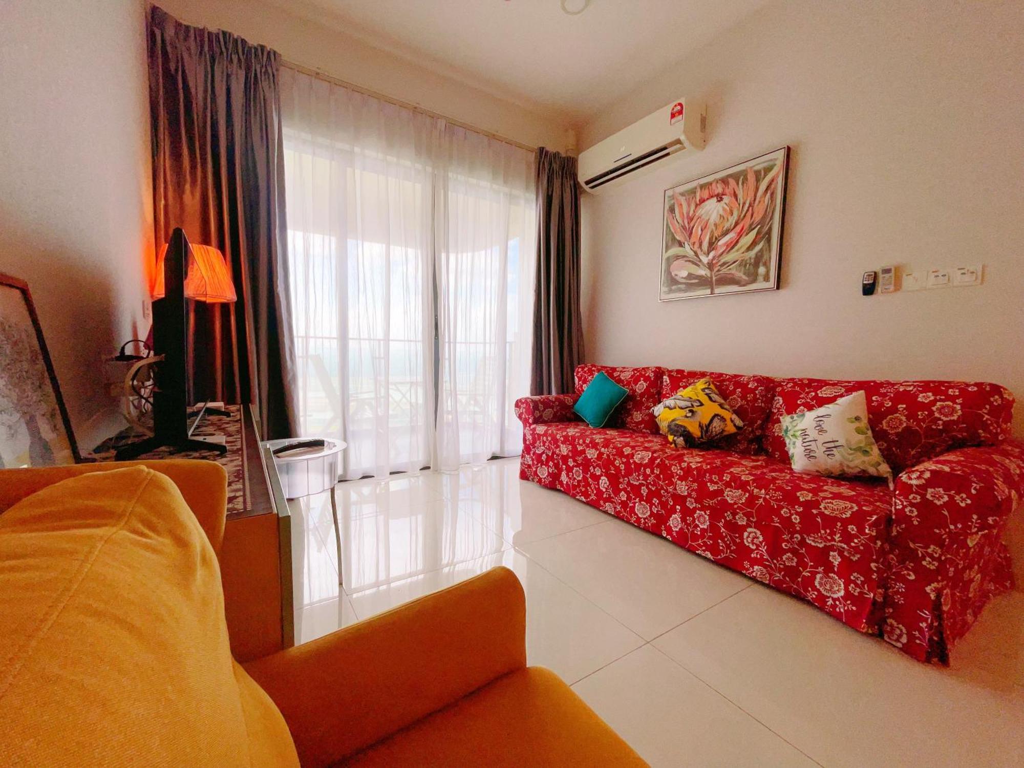 Monic Staycation #country Garden Danga Bay *